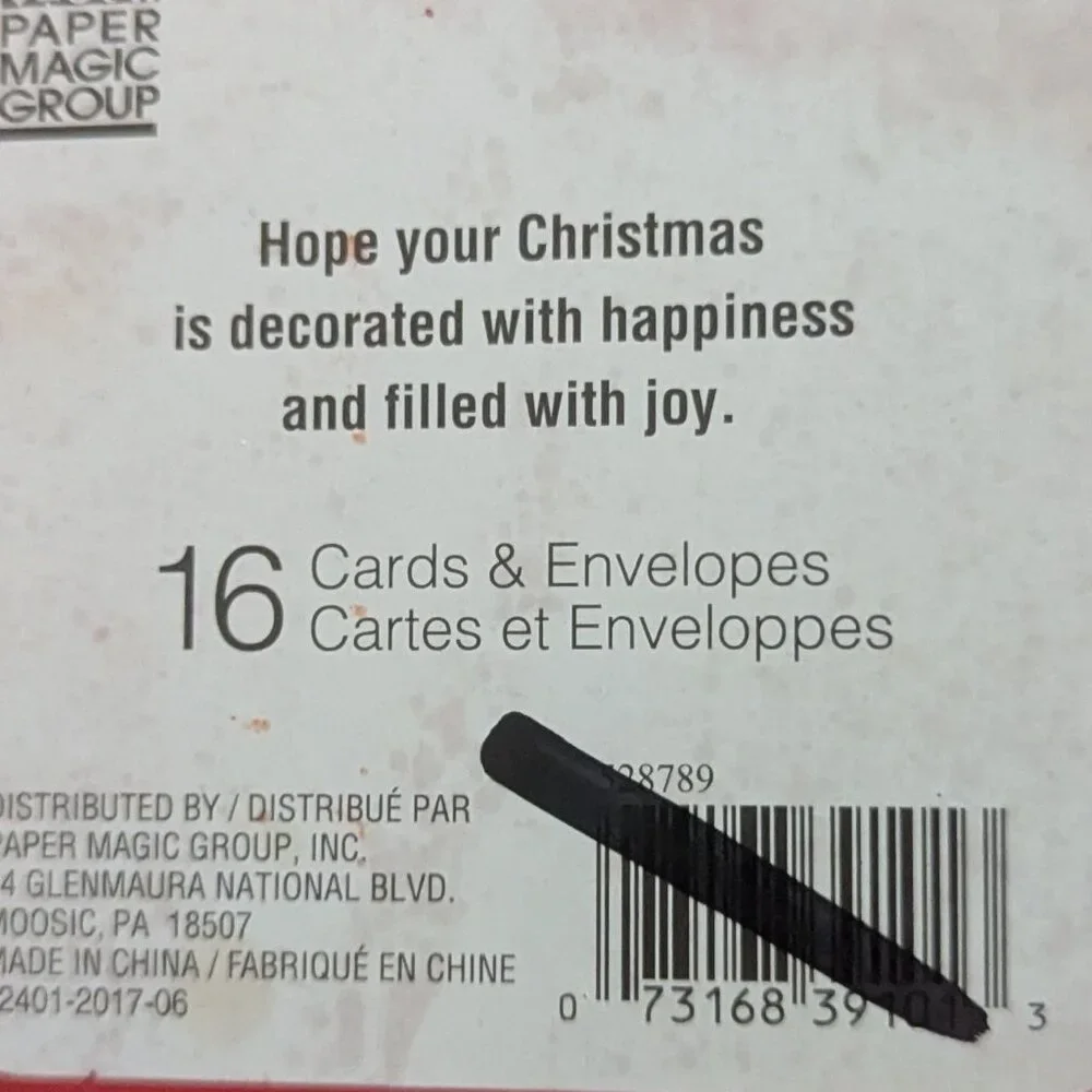 NWT 16 Cozy Christmas Tree Scene Fireplace Holiday Cards Paper Magic Sealed Box